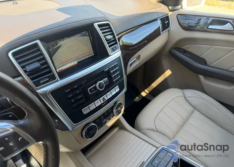 2015 Mercedes-Benz Gl 450 4Matic z USA, uszkodzony, nr VIN 4JGDF6EEXFA587457